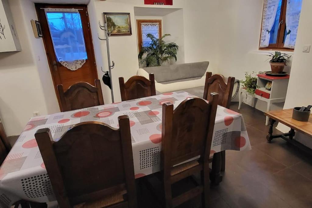 Holiday home Veyrac Lavoute-sur-Loire